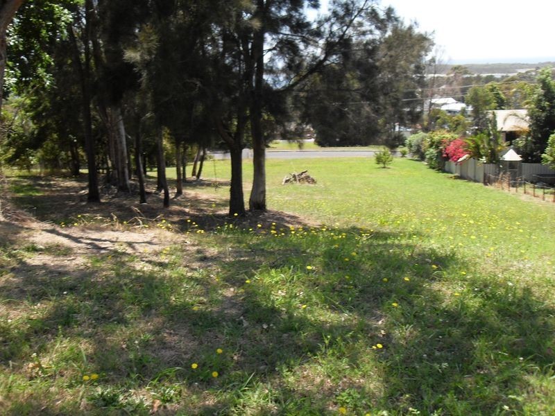 72 Coogee Street, Tuross Head NSW 2537