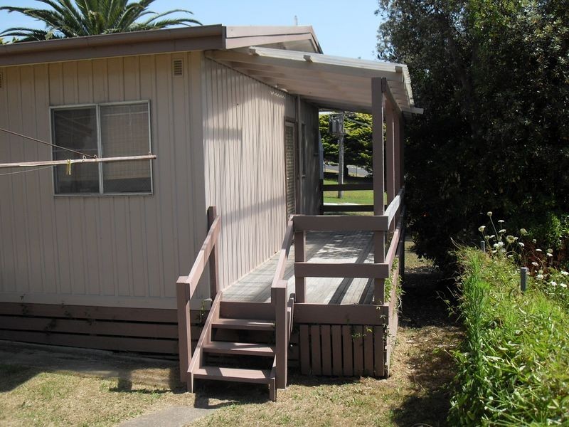 6 Salmon Street, Tuross Head NSW 2537