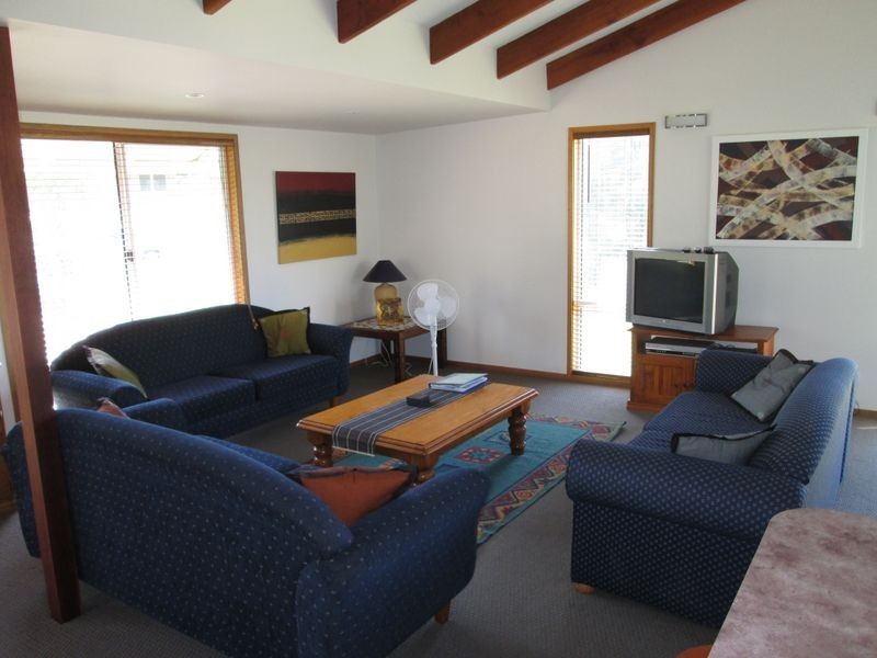 5 Evans Road, Tuross Head NSW 2537