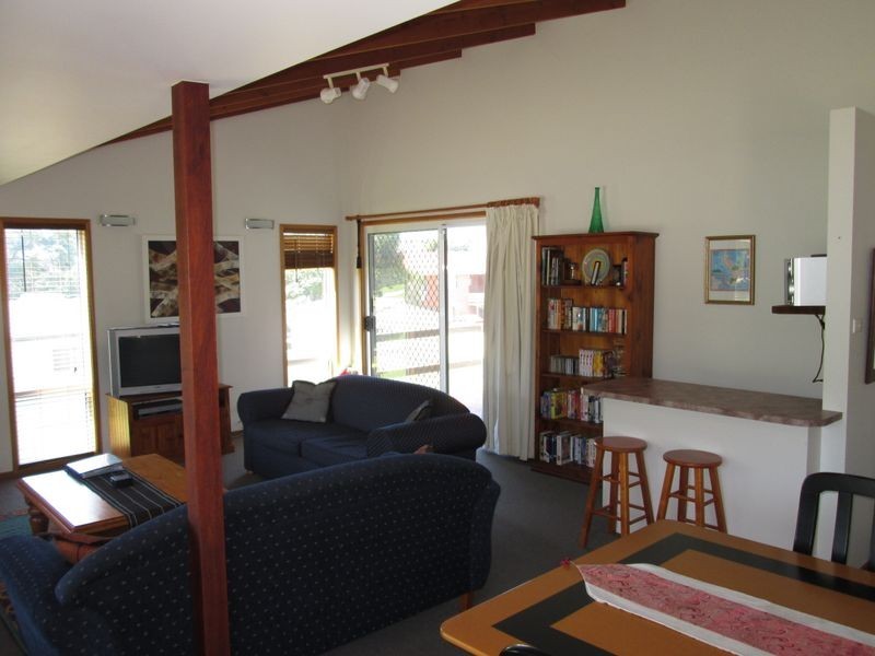 5 Evans Road, Tuross Head NSW 2537