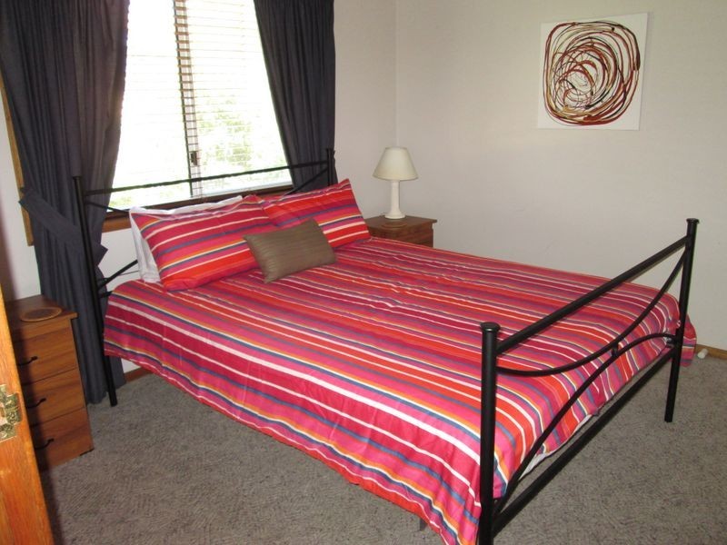 5 Evans Road, Tuross Head NSW 2537