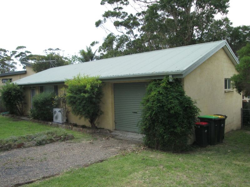 12 Coogee Street, Tuross Head NSW 2537