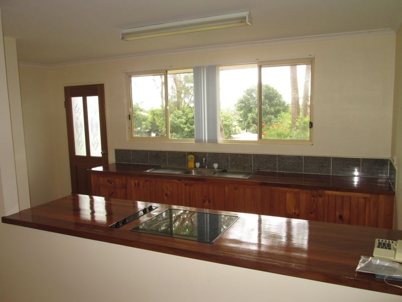 12 Coogee Street, Tuross Head NSW 2537