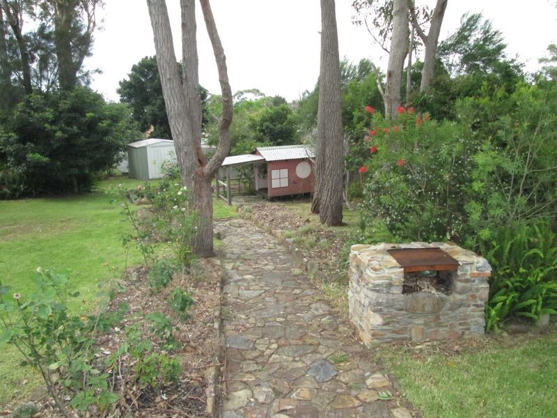 12 Coogee Street, Tuross Head NSW 2537