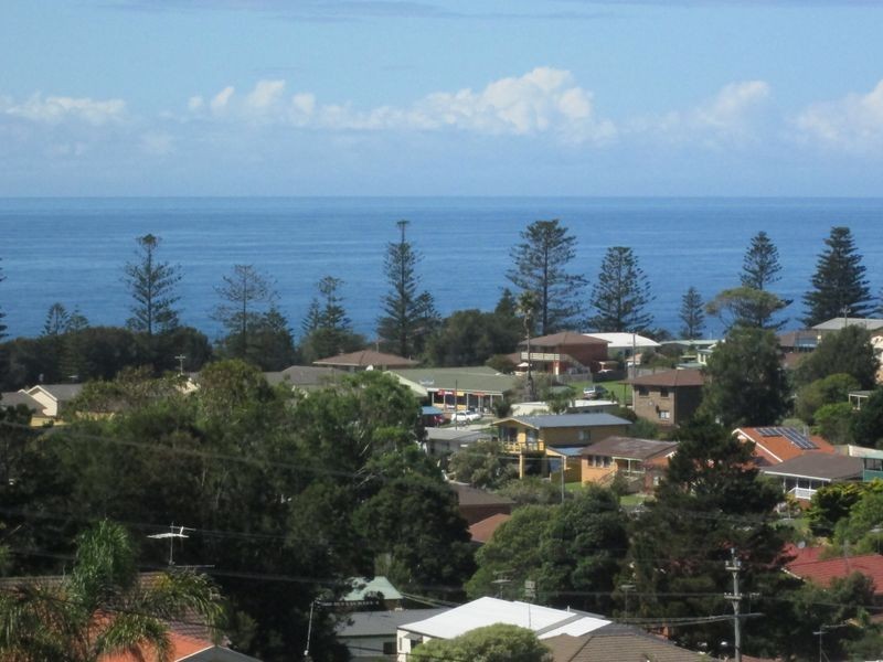 7 Tuna Street, Tuross Head NSW 2537