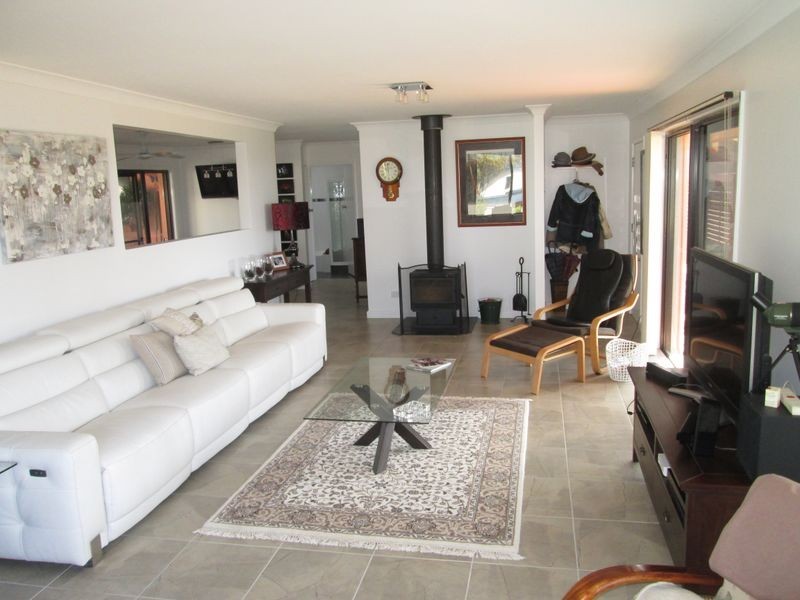 23 Craddock Road, Tuross Head NSW 2537