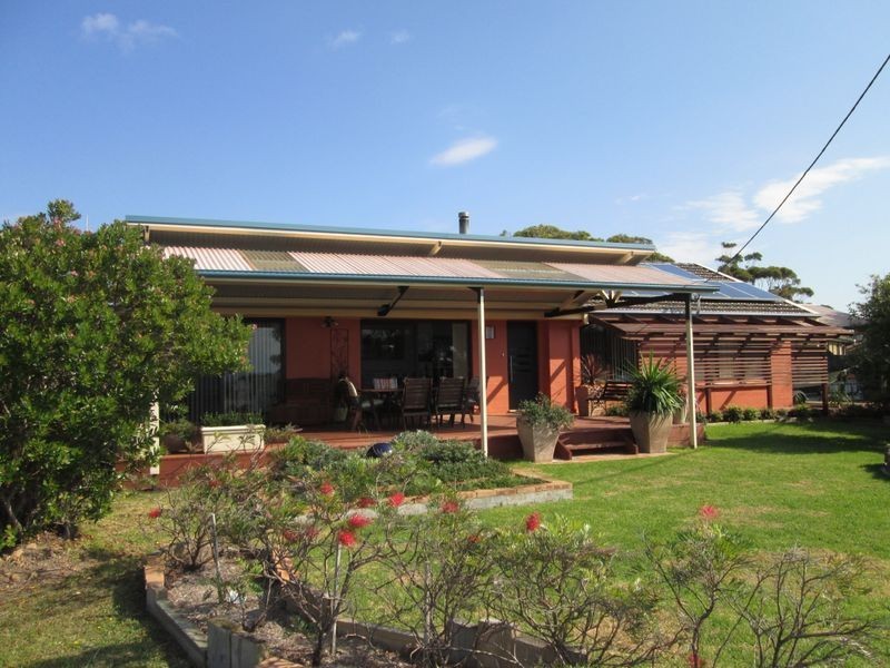 23 Craddock Road, Tuross Head NSW 2537
