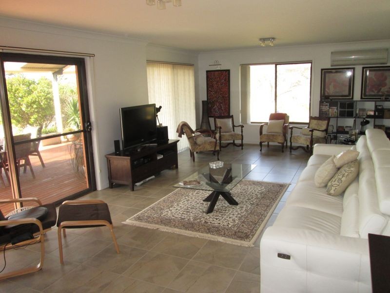 23 Craddock Road, Tuross Head NSW 2537