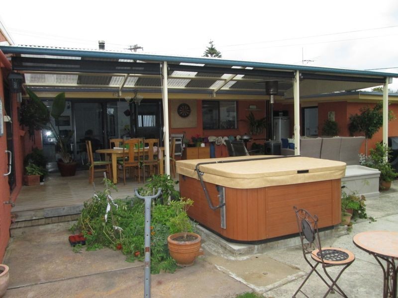 23 Craddock Road, Tuross Head NSW 2537