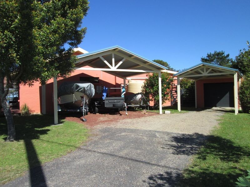 23 Craddock Road, Tuross Head NSW 2537