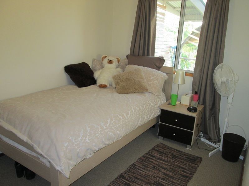 16 Lake Street, Tuross Head NSW 2537