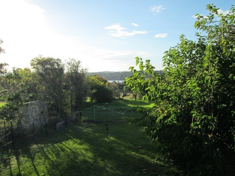 16 Lake Street, Tuross Head NSW 2537