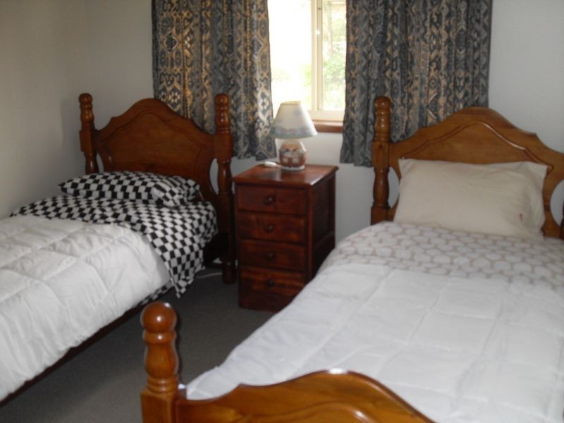 4 / 19-21 Grenville Avenue, Tuross Head NSW 2537