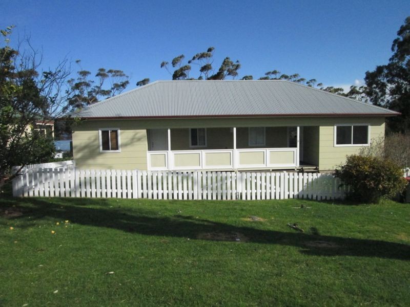 5 Jutland Avenue, Tuross Head NSW 2537