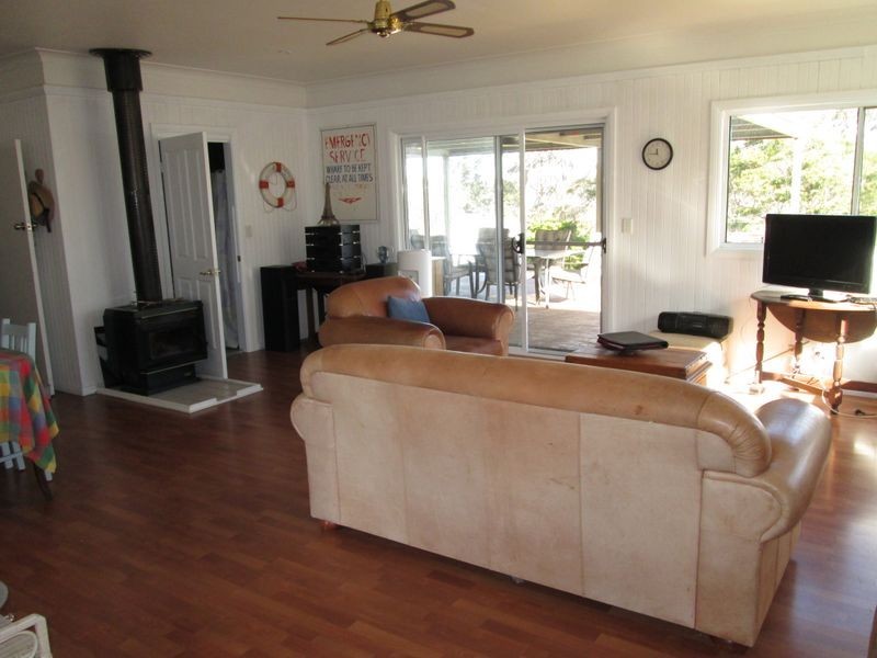 5 Jutland Avenue, Tuross Head NSW 2537