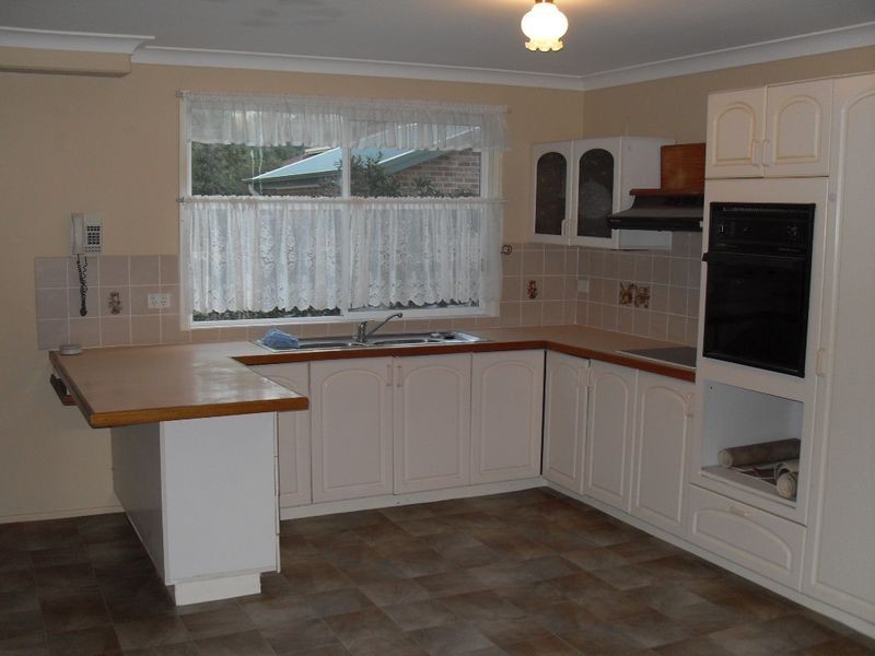 13 Evans Road, Tuross Head NSW 2537