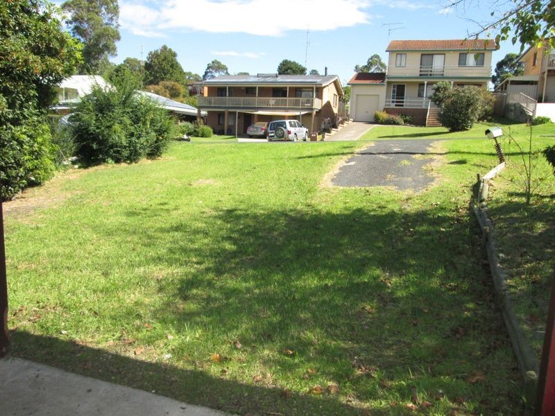 8 Bondi Street, Tuross Head NSW 2537