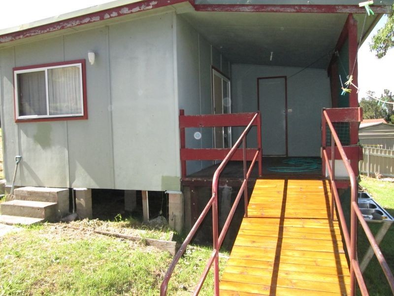 8 Bondi Street, Tuross Head NSW 2537