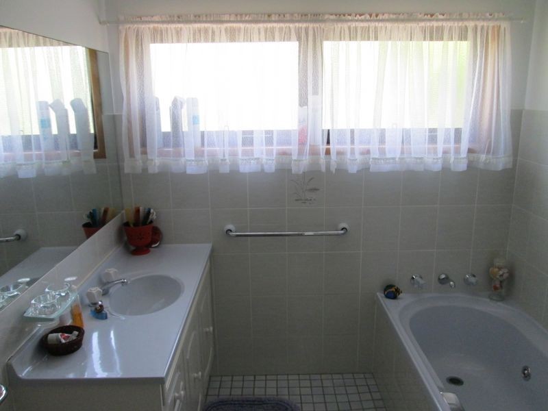 272 Hector McWilliam Drive, Tuross Head NSW 2537