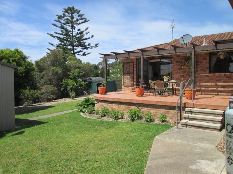 272 Hector McWilliam Drive, Tuross Head NSW 2537