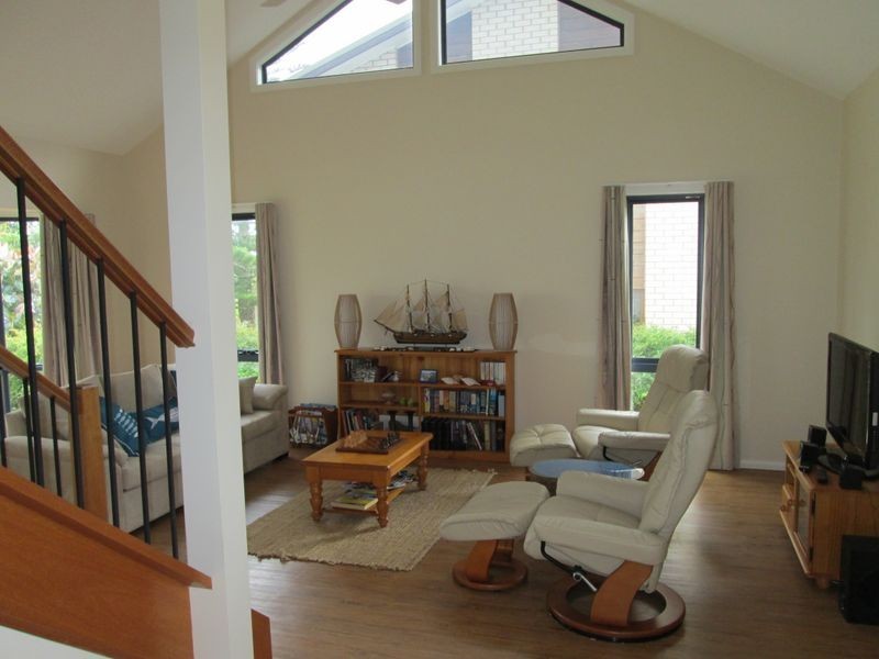 39 Lake Street, Tuross Head NSW 2537