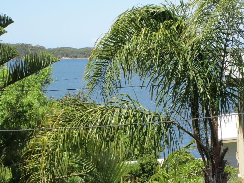 39 Lake Street, Tuross Head NSW 2537