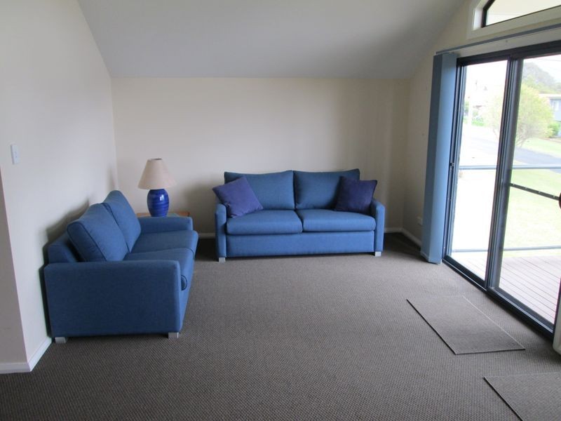 39 Lake Street, Tuross Head NSW 2537