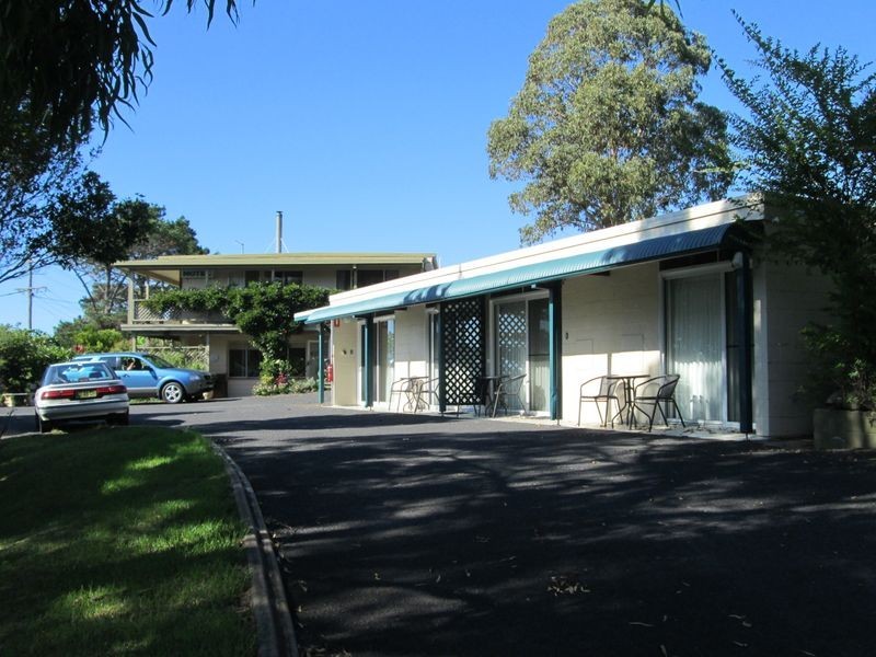6 Trafalgar Road, Tuross Head NSW 2537