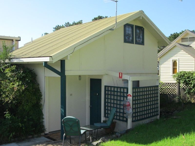 6 Trafalgar Road, Tuross Head NSW 2537