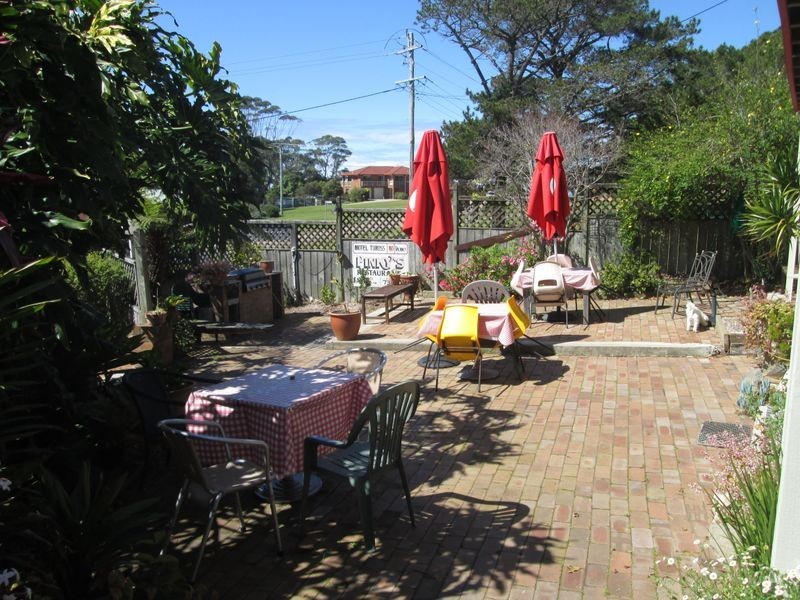 6 Trafalgar Rd, Tuross Head NSW 2537