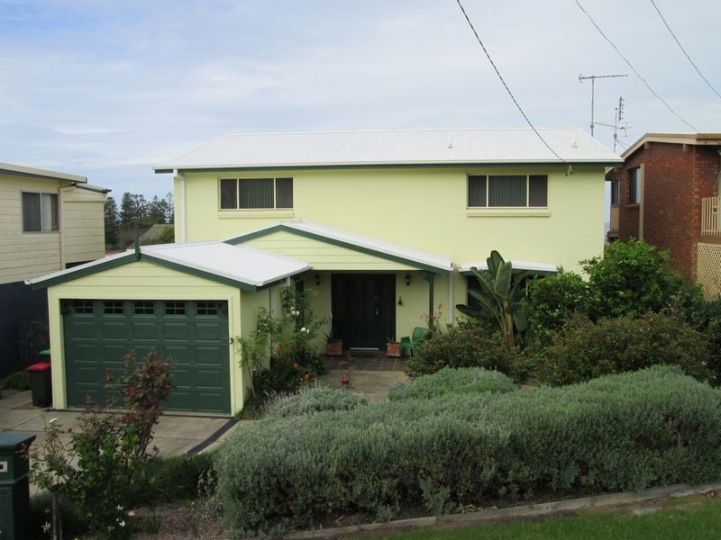 12 Shell Street, Tuross Head NSW 2537