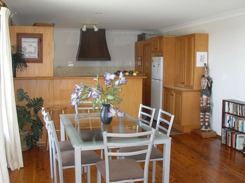 1 / 4 Birdwood Circle, Tuross Head NSW 2537