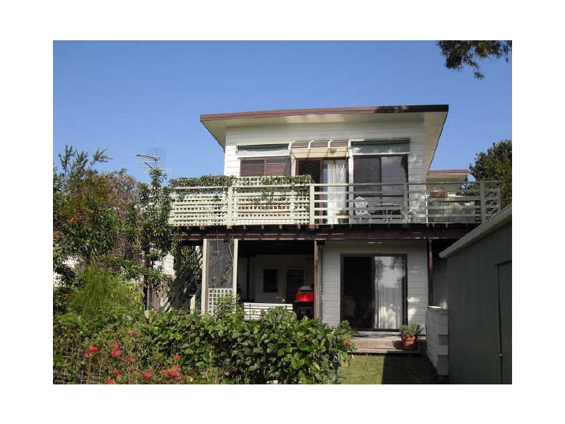 14 Lake Street, Tuross Head NSW 2537