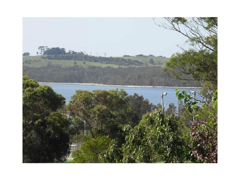14 Lake Street, Tuross Head NSW 2537