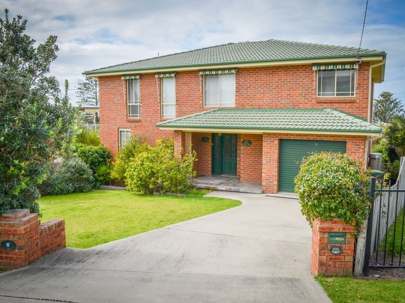66 Evans Rd, Tuross Head NSW 2537