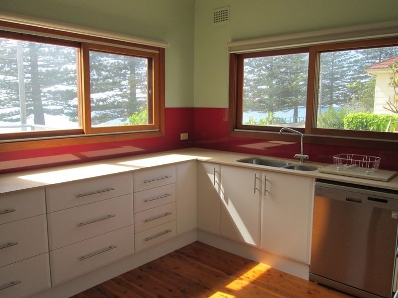 5 Tuross Blvde, Tuross Head NSW 2537
