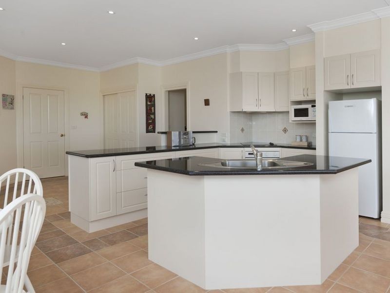 43 Allenby Road, Tuross Head NSW 2537