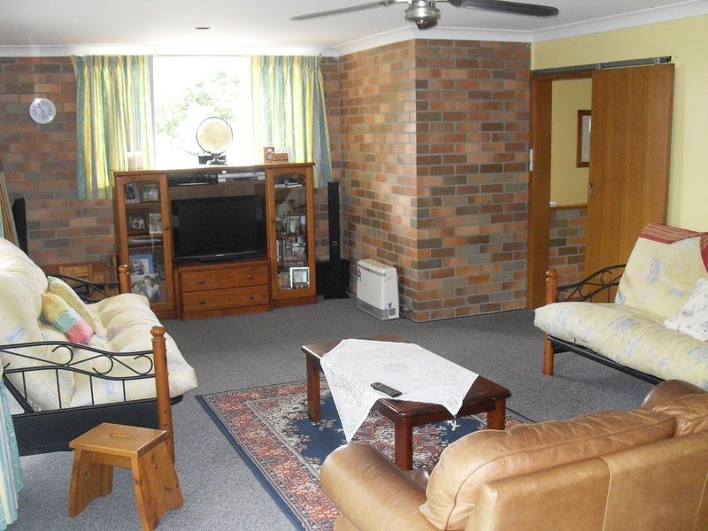 48 ( 50-52 Trafalgar Rd, Tuross Head NSW 2537