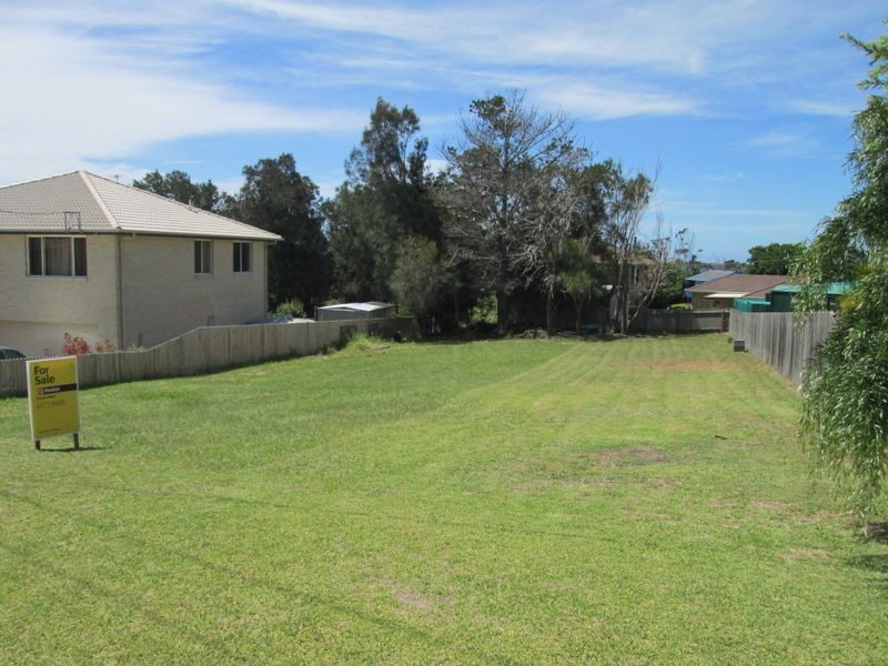 12 Oaks Avenue, Tuross Head NSW 2537