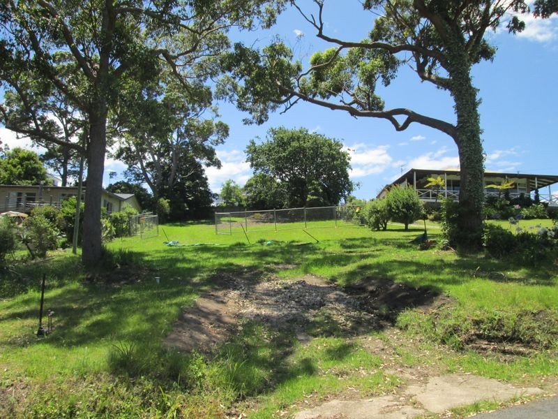 22 Nelson Pde, Tuross Head NSW 2537