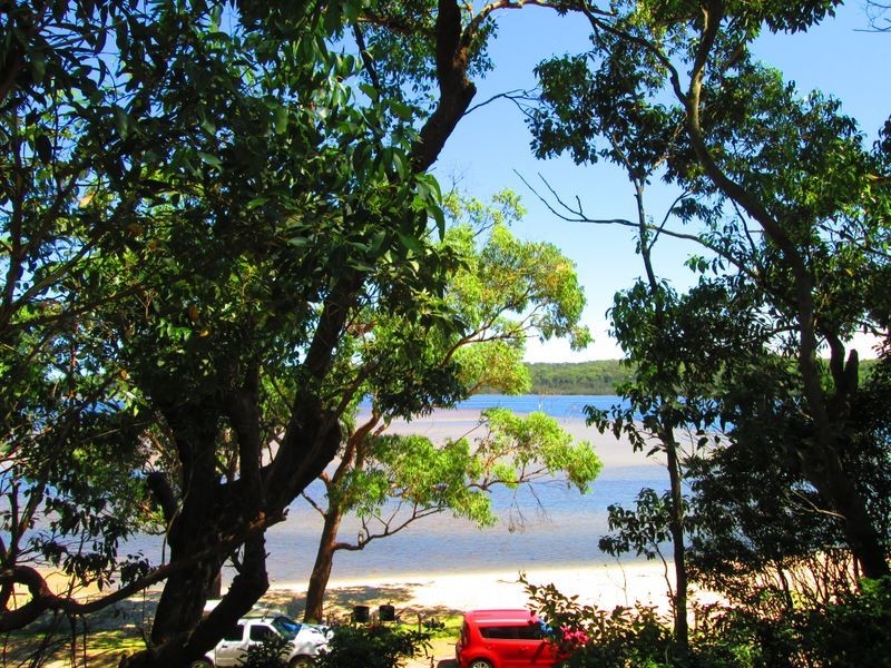 6 Nelson Parade, Tuross Head NSW 2537