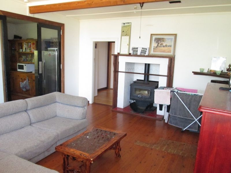 4 Old Princes Highway, Tuross Head NSW 2537