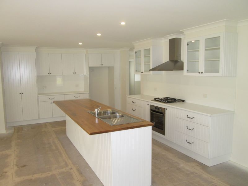 8 Meakin Street, Tuross Head NSW 2537