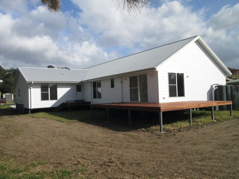 8 Meakin Street, Tuross Head NSW 2537