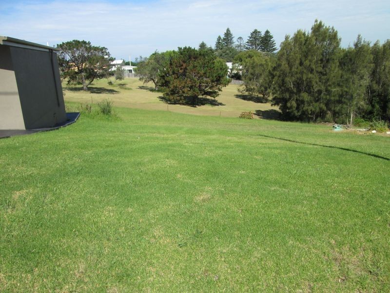 5 Waights Place, Tuross Head NSW 2537