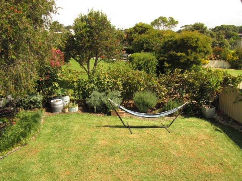 7 Oaks Avenue, Tuross Head NSW 2537