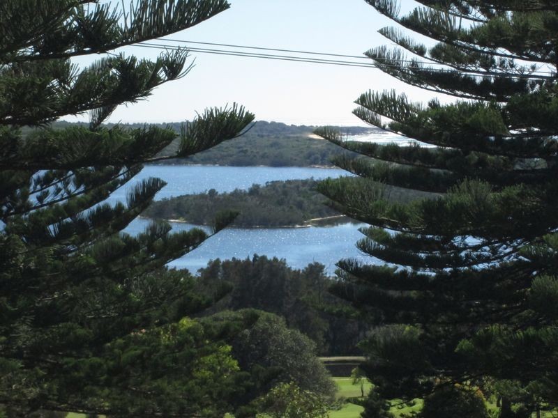34 Coral Crescent, Tuross Head NSW 2537