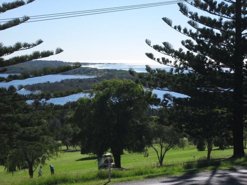 34 Coral Crescent, Tuross Head NSW 2537