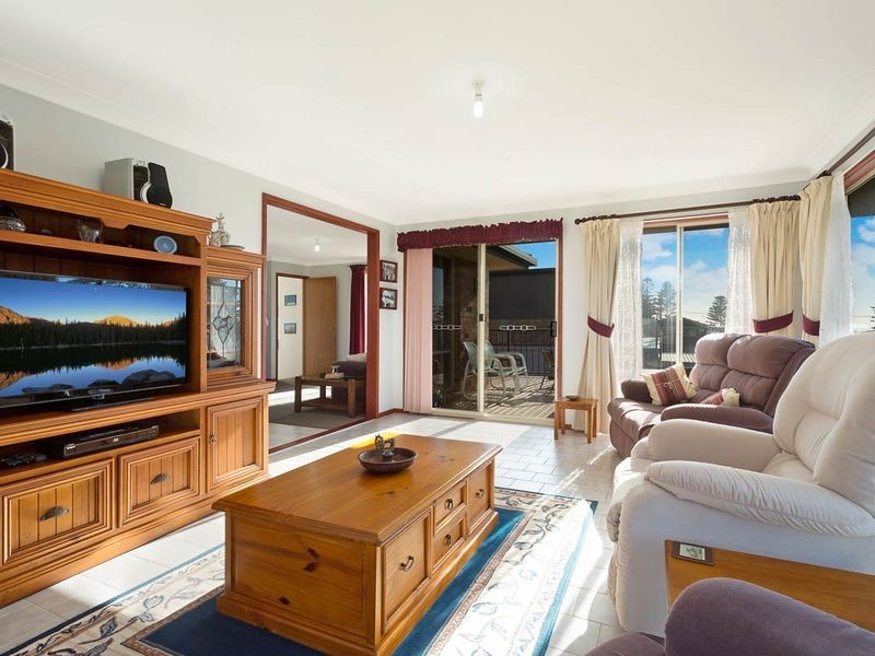 6 Surf Street, Tuross Head NSW 2537