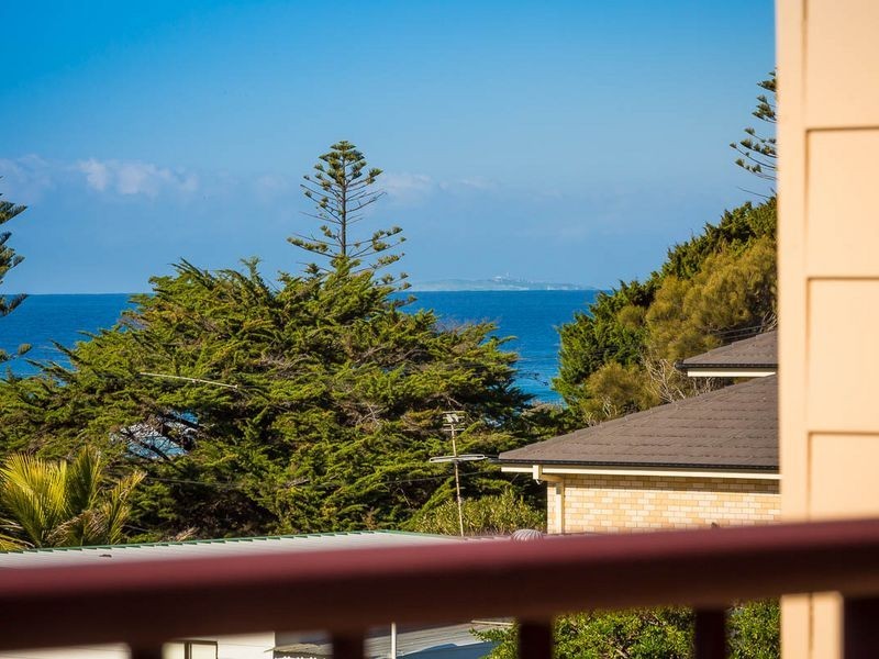 6 Surf Street, Tuross Head NSW 2537